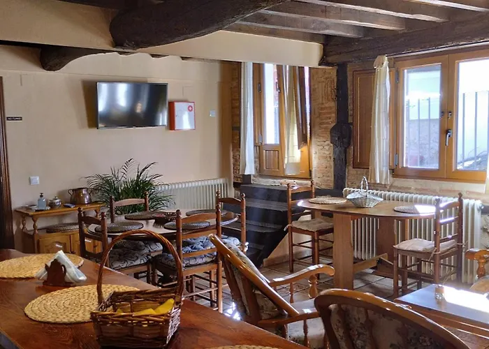 Hotel La Casa Chacinera 3*